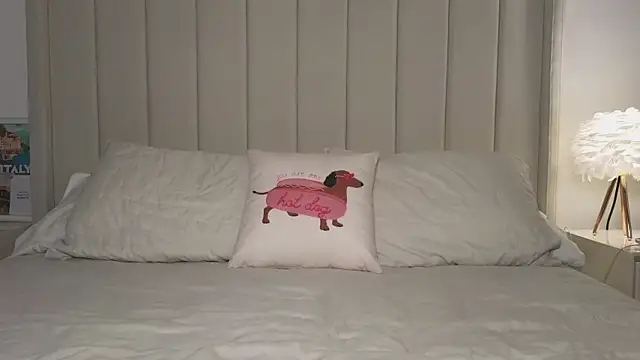 I am kat online show from January 2025 01:58:02 AM