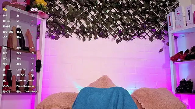louise nails online show from July 2026 03:54:02 AM