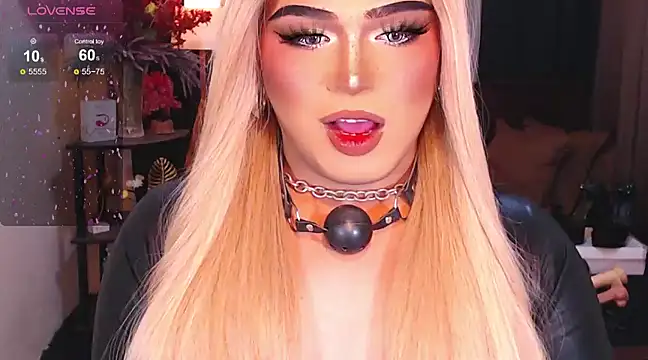 Snapshot of Bitch_Fowler69 chatting on March 2025 05:00:02 PM Bitch Fowler69 online show from March 2025 05:00:02 PM