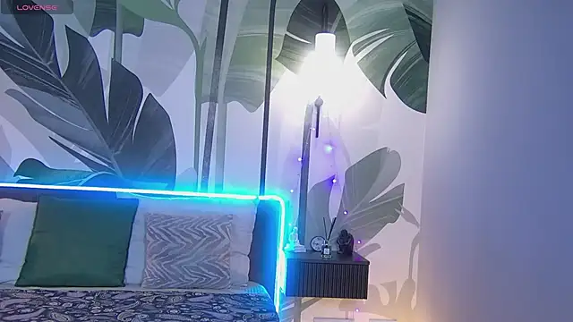 Snapshot of RubyValen chatting on February 2025 01:04:01 AM RubyValen online show from February 2025 01:04:01 AM