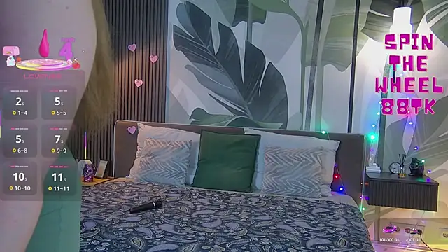 Snapshot of RubyValen chatting on March 2025 01:56:02 AM RubyValen online show from March 2025 01:56:02 AM