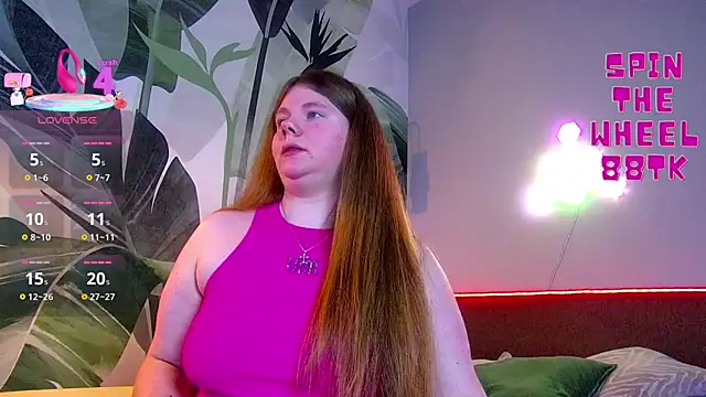 Snapshot of RubyValen chatting on November 2025 01:22:01 AM RubyValen online show from November 2025 01:22:01 AM