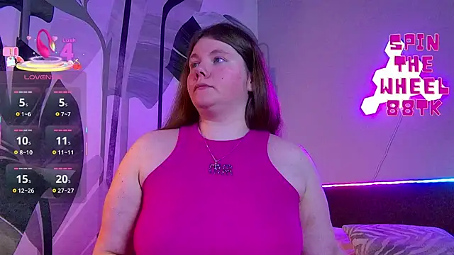 Snapshot of RubyValen chatting on December 2025 01:33:02 AM RubyValen online show from December 2025 01:33:02 AM