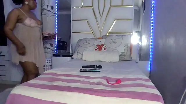 SexyyNana online show from October 2025 09:37:01 PM