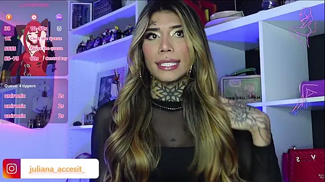 Snapshot of caroline_cossei chatting on March 2025 01:42:02 AM caroline cossei online show from March 2025 01:42:02 AM