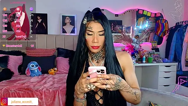 caroline cossei online show from March 2026 06:55:02 PM