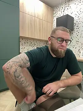 Bear bear  online show from February 2025 01:10:01 PM