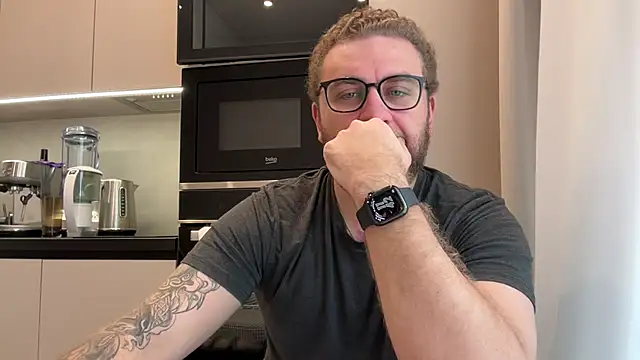 Snapshot of Bear_bear_ chatting on April 2026 08:43:01 AM Bear bear online show from April 2026 08:43:01 AM