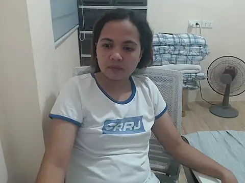 Snapshot of xTheLastVIRGINx chatting on April 2026 03:45:01 PM xTheLastVIRGINx online show from April 2026 03:45:01 PM