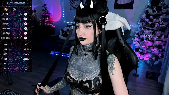 Snapshot of RachelQueen_ chatting on February 2025 10:42:02 AM RachelQueen online show from February 2025 10:42:02 AM