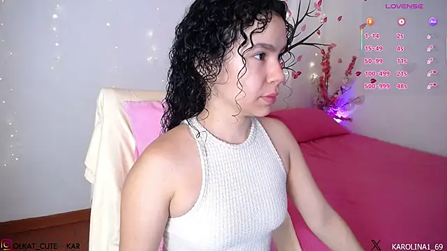 Karolina 1 online show from April 2026 01:19:01 AM