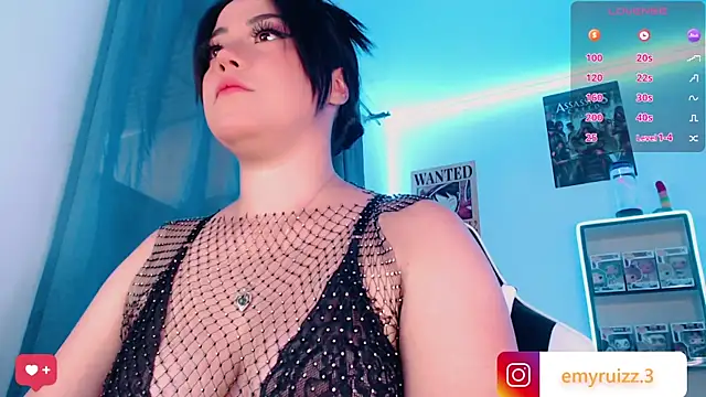 Snapshot of Emmy_Ruiz chatting on December 2024 10:37:01 PM Emmy Ruiz online show from December 2024 10:37:01 PM