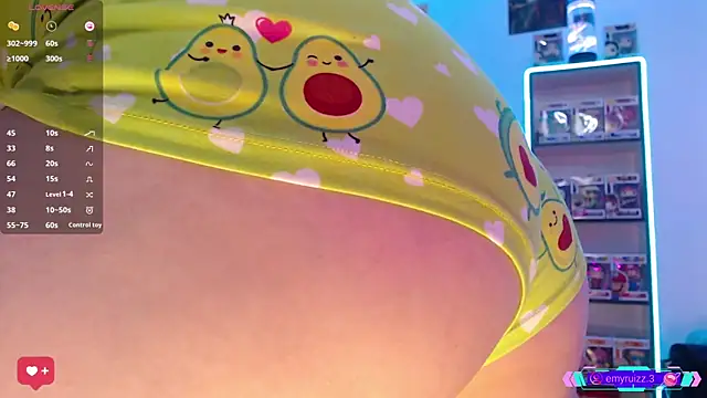 Snapshot of Emmy_Ruiz chatting on March 2025 10:49:02 PM Emmy Ruiz online show from March 2025 10:49:02 PM