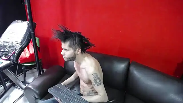 Snapshot of Master_rudeboy chatting on April 2026 02:23:01 PM Master rudeboy online show from April 2026 02:23:01 PM