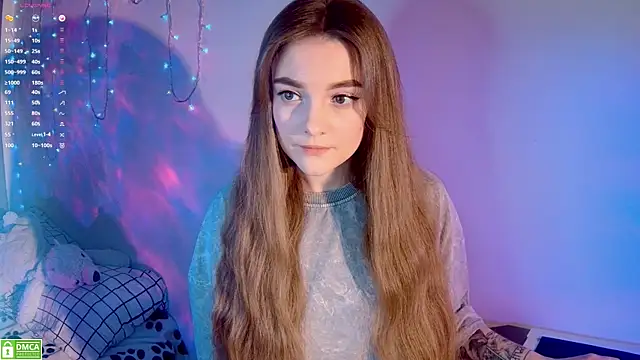 xwiuiwx online show from December 2024 02:41:02 AM