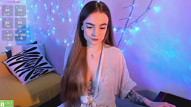 xwiuiwx online show from February 2025 04:55:01 PM