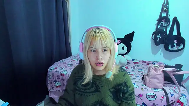 Snapshot of Akane-Mou chatting on November 2025 03:38:01 AM Akane-Mou online show from November 2025 03:38:01 AM