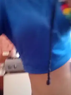 valeriaswang Lucas online show from September 2025 03:35:02 PM