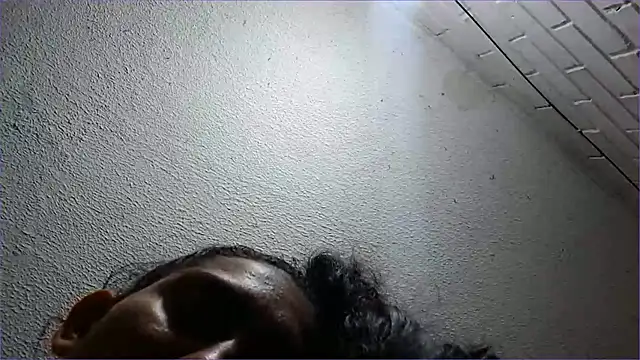 valeriaswang Lucas online show from July 2026 07:06:02 PM