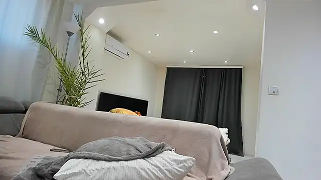 MissPanthera online show from March 2026 01:06:02 PM