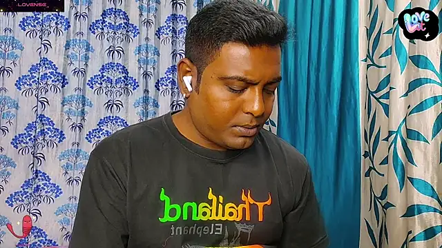 Snapshot of BLACK---MAMBA chatting on March 2025 03:57:02 PM BLACK---MAMBA online show from March 2025 03:57:02 PM