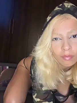 jujubinhahot online show from March 2026 09:10:02 PM