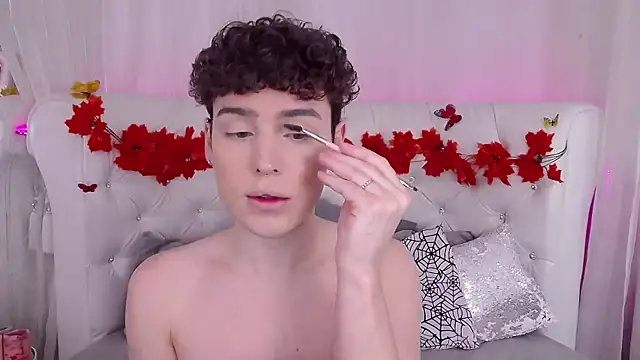 Snapshot of RobbyCharming chatting on October 2025 03:34:01 AM RobbyCharming online show from October 2025 03:34:01 AM