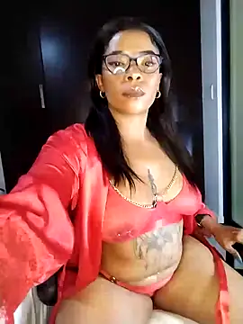 Snapshot of Lalakin90 chatting on February 2025 05:45:01 PM Lalakin90 online show from February 2025 05:45:01 PM