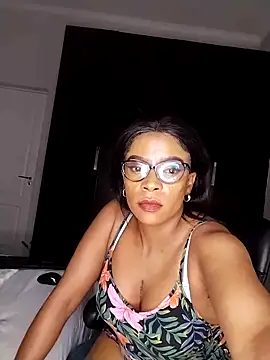 Snapshot of Lalakin90 chatting on February 2025 09:24:01 AM Lalakin90 online show from February 2025 09:24:01 AM