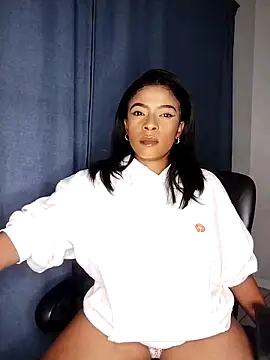 Snapshot of Lalakin90 chatting on February 2025 08:47:01 PM Lalakin90 online show from February 2025 08:47:01 PM