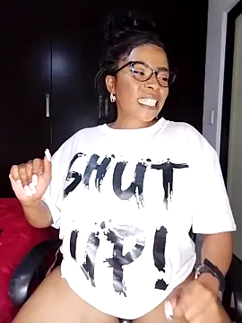 Snapshot of Lalakin90 chatting on March 2025 10:41:02 PM Lalakin90 online show from March 2025 10:41:02 PM