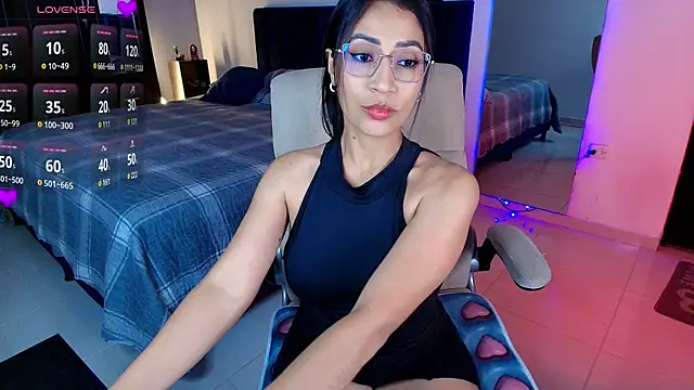 Snapshot of Megan_Chat chatting on November 2025 07:35:01 PM Megan Chat online show from November 2025 07:35:01 PM