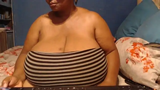 CUTEFIRMMELONSS online show from February 2026 08:40:02 PM