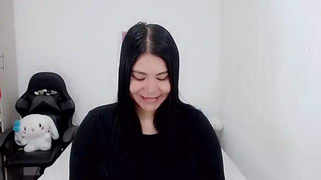 Snapshot of Youlittlepervertt_ chatting on February 2025 10:50:02 AM Youlittlepervertt online show from February 2025 10:50:02 AM