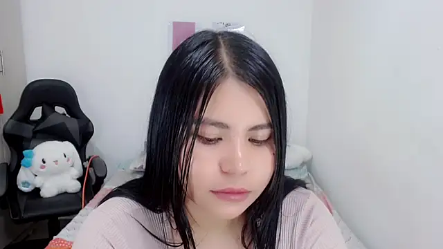 Snapshot of Youlittlepervertt_ chatting on February 2025 01:52:02 AM Youlittlepervertt online show from February 2025 01:52:02 AM