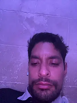 Snapshot of thegoldensexting420 chatting on March 2026 09:26:01 AM thegoldensexting420 online show from March 2026 09:26:01 AM