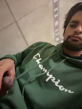 Snapshot of thegoldensexting420 chatting on April 2026 07:28:01 AM thegoldensexting420 online show from April 2026 07:28:01 AM