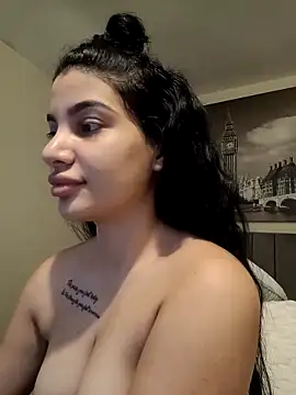 Samira30 online show from December 2024 11:43:01 AM