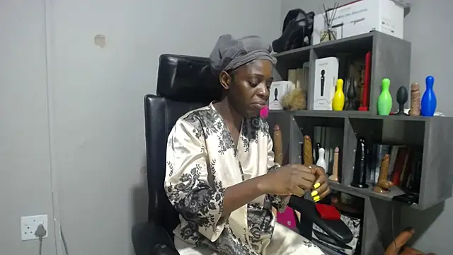 Snapshot of Shaniko89 chatting on November 2025 04:56:01 AM Shaniko89 online show from November 2025 04:56:01 AM