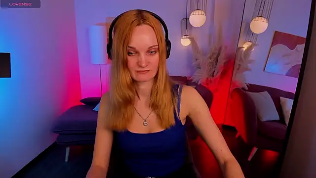 Snapshot of SaraSubtlety chatting on March 2026 01:15:01 PM SaraSubtlety online show from March 2026 01:15:01 PM