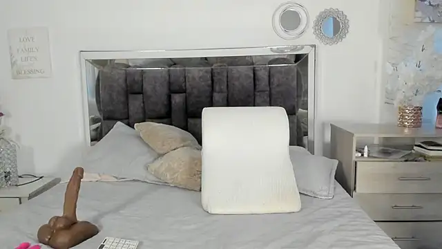 MilfClarett online show from February 2026 11:17:01 PM