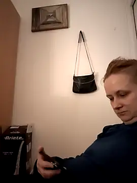 Snapshot of She-devilx chatting on March 2026 10:40:01 PM She-devilx online show from March 2026 10:40:01 PM