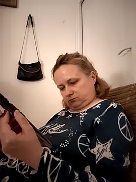 Snapshot of She-devilx chatting on May 2026 09:20:02 PM She-devilx online show from May 2026 09:20:02 PM