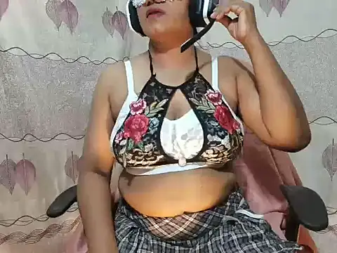 Snapshot of shani-akki chatting on October 2025 06:09:01 PM shani-akki online show from October 2025 06:09:01 PM