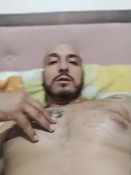 Snapshot of KenllyH chatting on March 2026 03:55:02 AM KenllyH online show from March 2026 03:55:02 AM