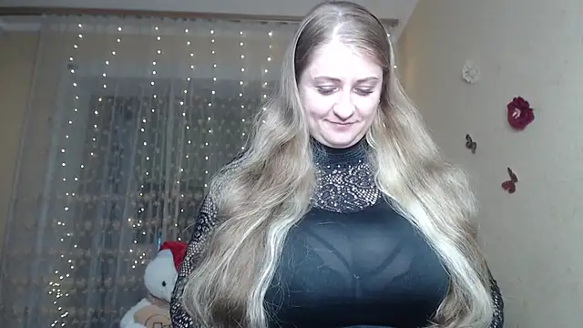 Snapshot of CumCpl chatting on April 2026 08:28:02 PM CumCpl online show from April 2026 08:28:02 PM