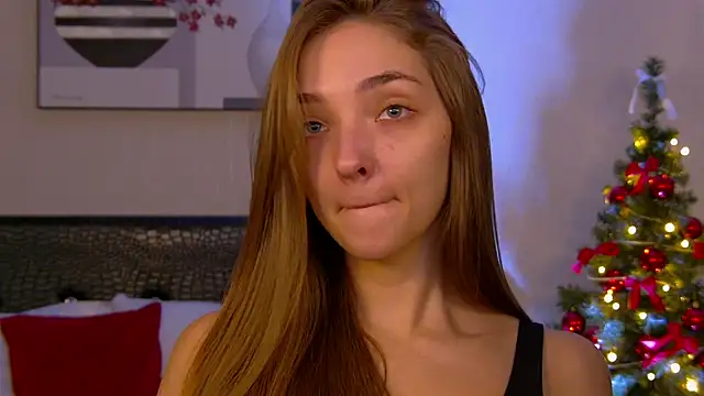 VirginieCruz online show from December 2025 05:36:02 AM