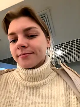 Snapshot of ValenciaShock chatting on November 2025 06:46:02 AM ValenciaShock online show from November 2025 06:46:02 AM