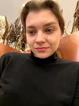 Snapshot of ValenciaShock chatting on December 2025 06:44:01 AM ValenciaShock online show from December 2025 06:44:01 AM