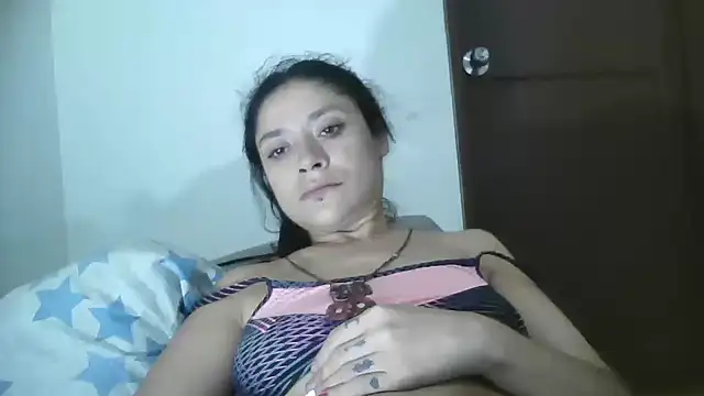 Snapshot of TamaraNauthy chatting on February 2025 06:00:02 PM TamaraNauthy online show from February 2025 06:00:02 PM